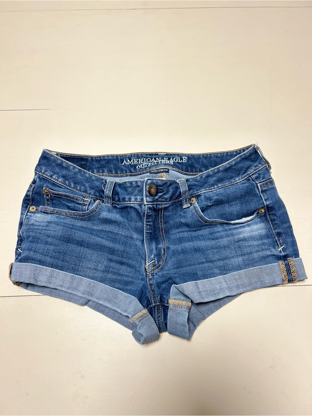 American Eagle Outfitters Women’s Shortie Super Stretch Denim Jean Shorts Cuffed